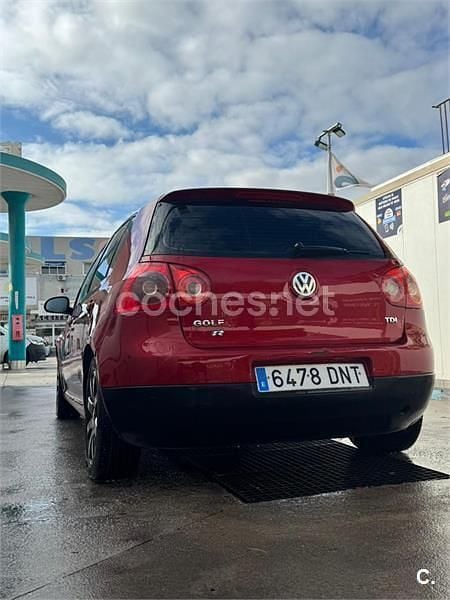 Usado VW Golf IV Sportline 105 CV (77 kW) 2005 Rojo Berlina
