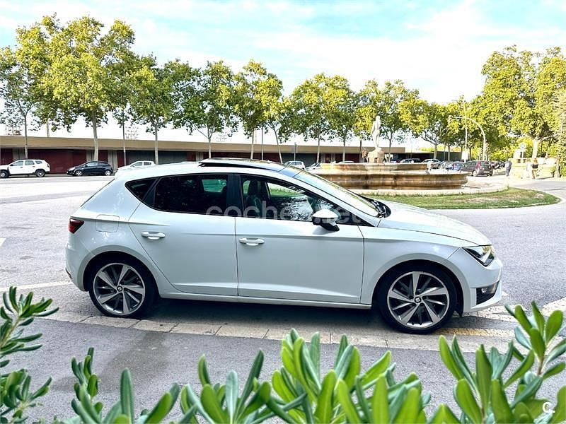 Blanco Usado 2015 Seat Leon FR Berlina | 12.900 € (Buen precio) - Imagen 1/4