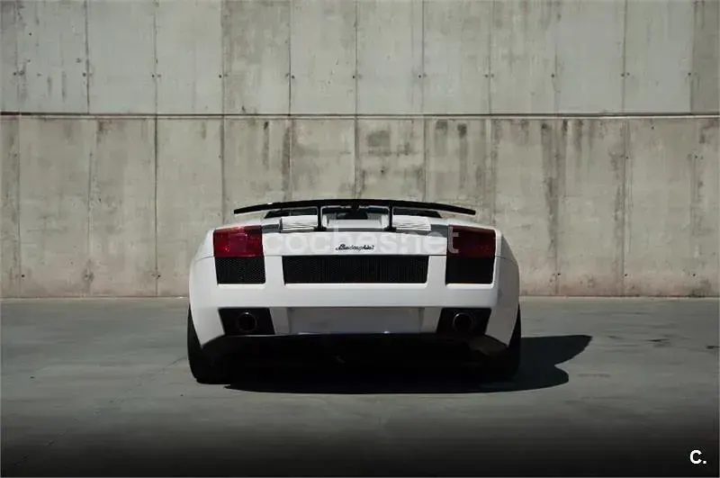 Usado Lamborghini Gallardo 520 CV (382 kW) 2008 Blanco Descapotable