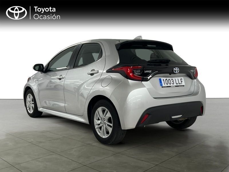 Usado Toyota Yaris Active 116 CV (85 kW) 2020 Plata