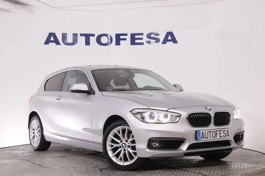 Usado BMW 118 150 CV (110 kW) 2019 Plata Utilitario