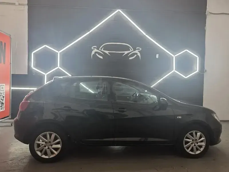 Usado Seat Ibiza Style 85 CV (62 kW) 2013 Negro Berlina