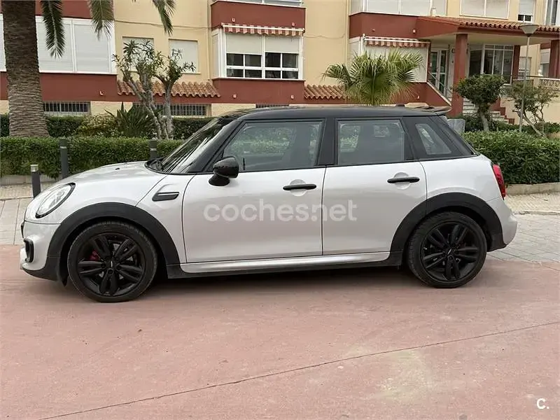 Usado Mini Cooper D 116 CV (85 kW) 2015 Gris / plata Utilitario