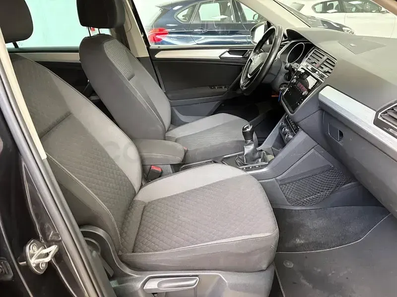 Usado VW Tiguan Advance 150 CV (110 kW) 2018 Negro SUV
