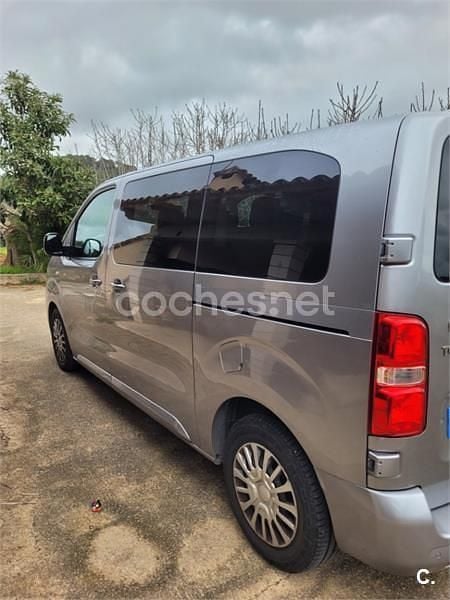 Usado Toyota Proace Verso 120 CV (88 kW) 2022 Gris / plata Familiar