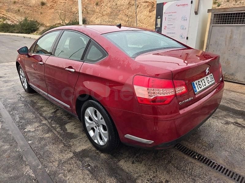 Usado Citroën C5 110 CV (80 kW) 2008 Granate Berlina