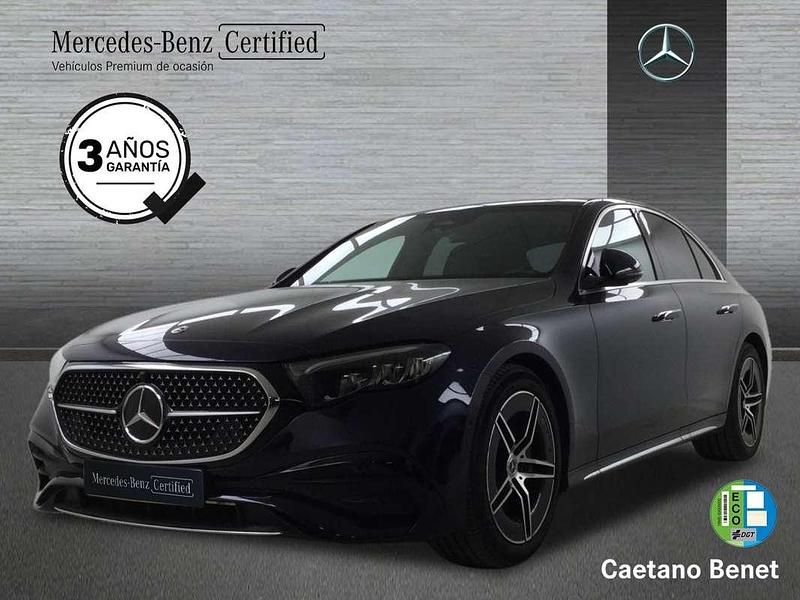Azul Usado 2024 Mercedes E220 Berlina | 50.950 € - Imagen 1/4