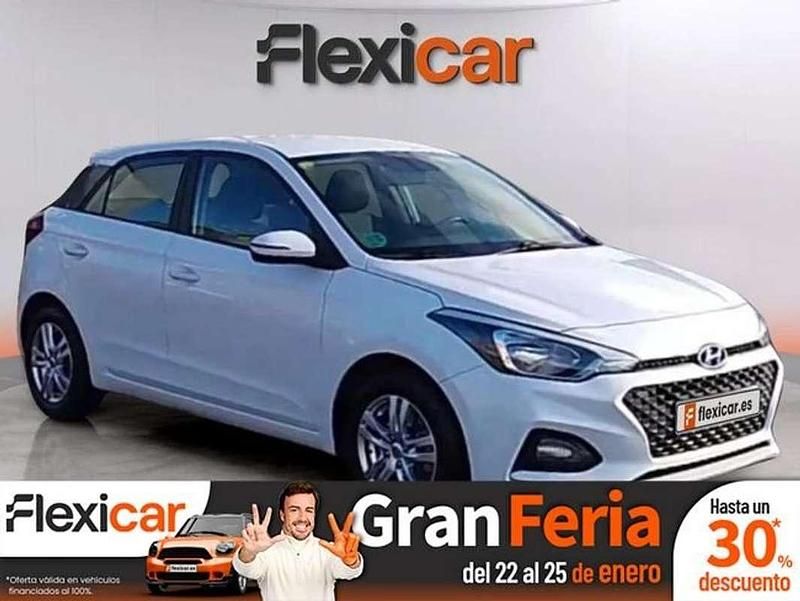 Blanco Usado 2020 Hyundai i20 Utilitario | 9990 € (Precio justo) - Imagen 1/4