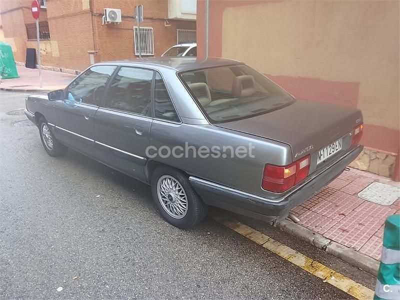 Usado Audi 100 133 CV (97 kW) 1990 Gris / plata Berlina