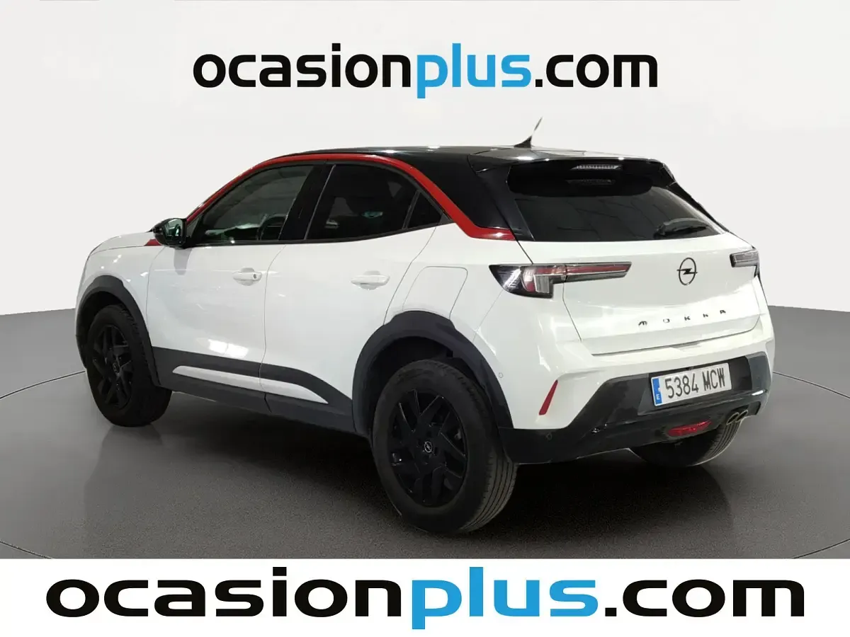 Usado Opel Mokka GS Line 131 CV (96 kW) 2022 Blanco SUV