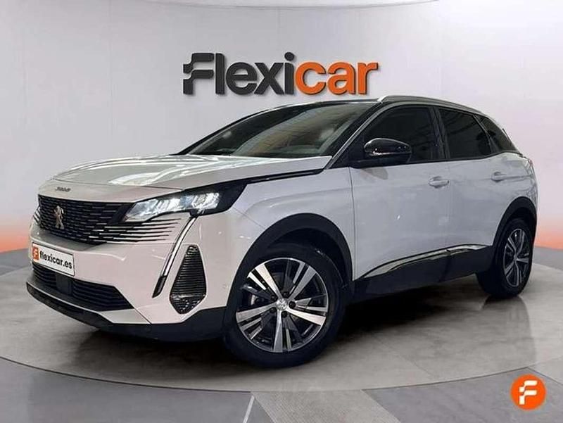Usado Peugeot 3008 Allure 131 CV (96 kW) 2021 Blanco SUV
