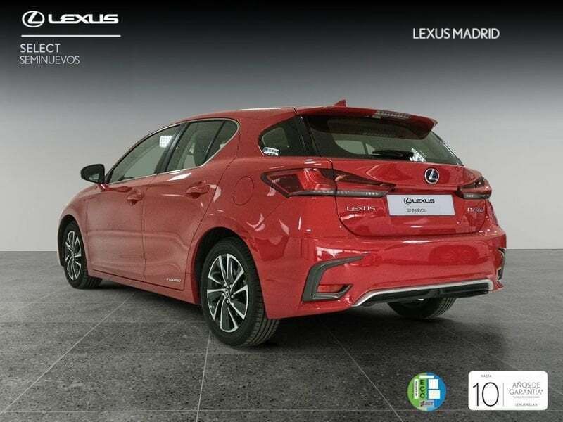 Usado Lexus CT200h Executive Line 136 CV (100 kW) 2021 Rojo Utilitario