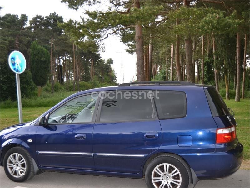 Usado Kia Carens LX 140 CV (102 kW) 2006 Azul Monovolumen