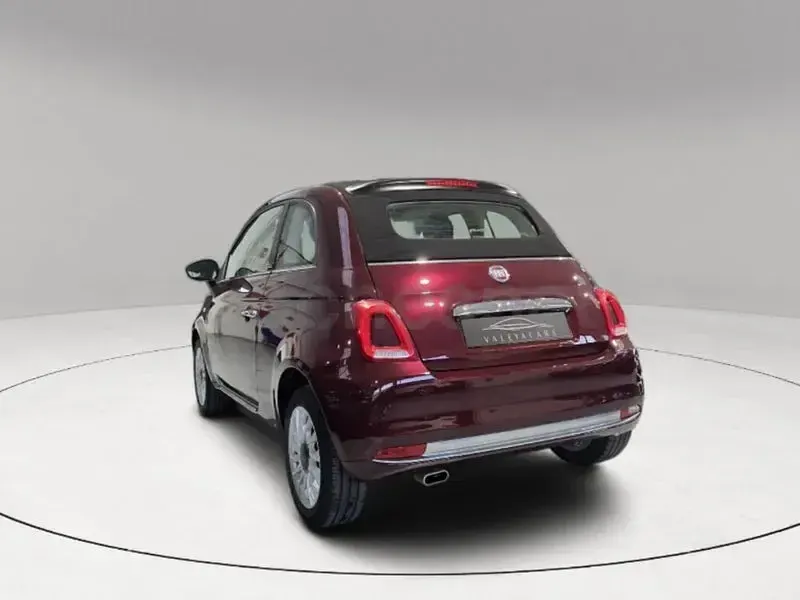 Usado Fiat 500C Connect 70 CV (51 kW) 2021 Granate Descapotable
