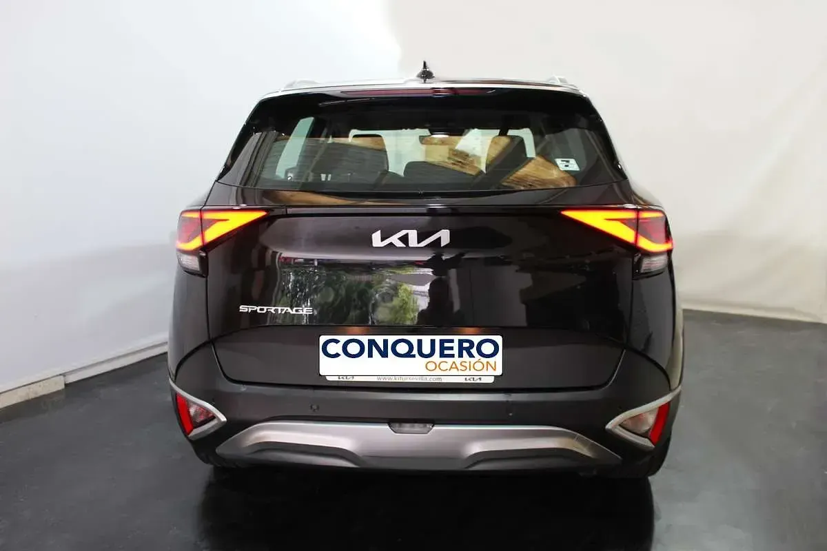 Usado Kia Sportage 116 CV (85 kW) 2023 Negro SUV