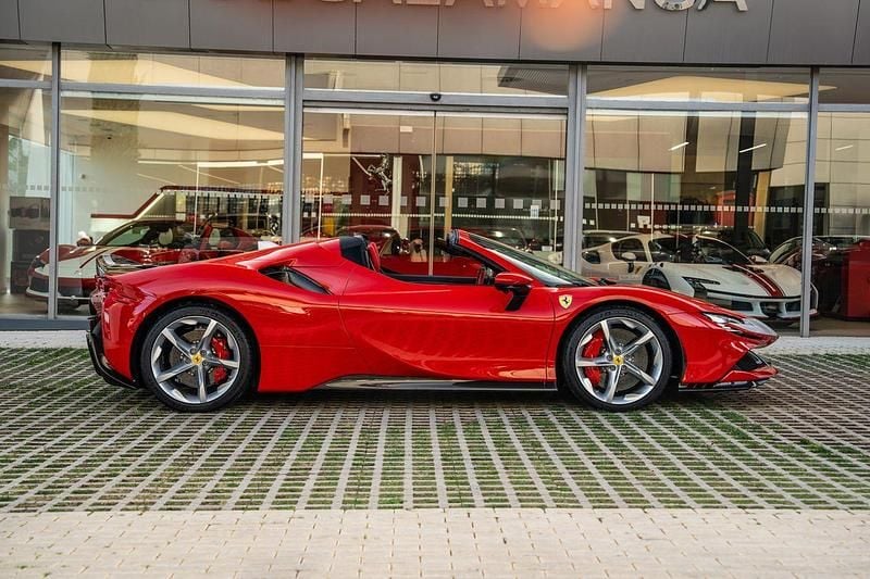 Usado Ferrari SF90 1000 CV (735 kW) 2022 Rojo