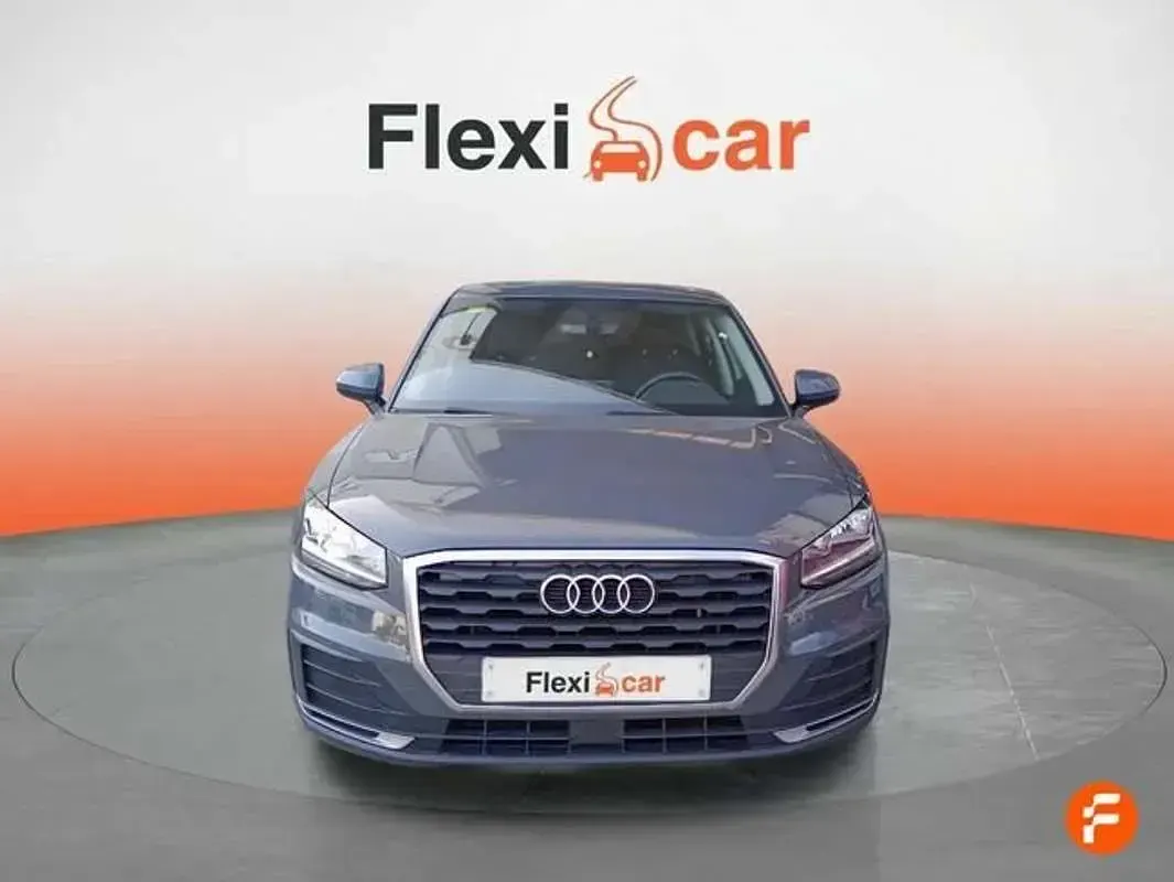 Usado Audi Q2 Advanced 116 CV (85 kW) 2019 Gris SUV