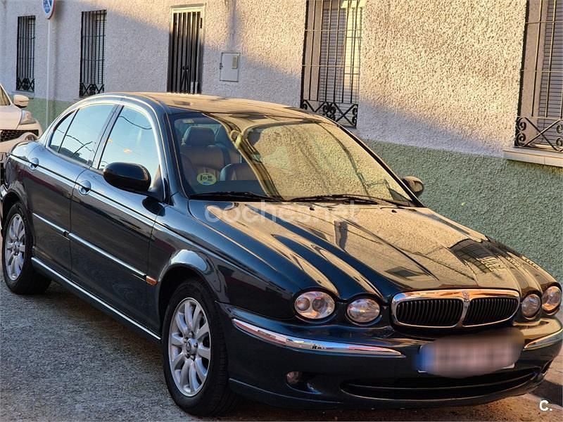 Verde Usado 2001 Jaguar X-type Executive Berlina | 5000 € - Imagen 1/4