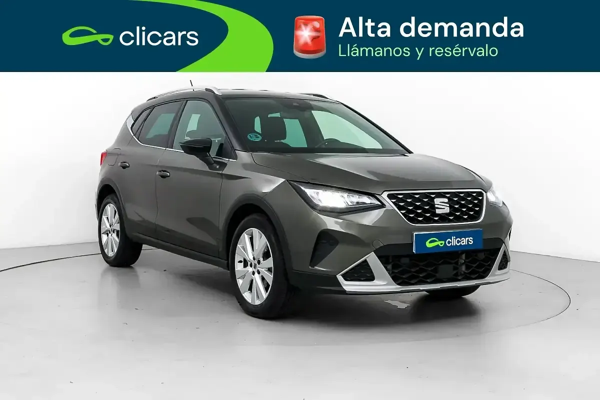 Usado Seat Arona Xperience 116 CV (85 kW) 2025 Gris SUV