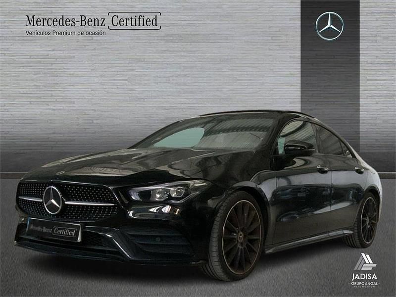 Negro noche Usado 2022 Mercedes CLA200 Berlina | 37.990 € (Precio justo) - Imagen 1/4