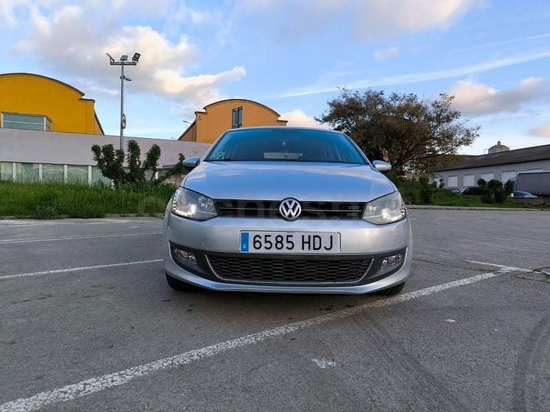 Usado VW Polo Sport 105 CV (77 kW) 2011 Gris / plata Utilitario