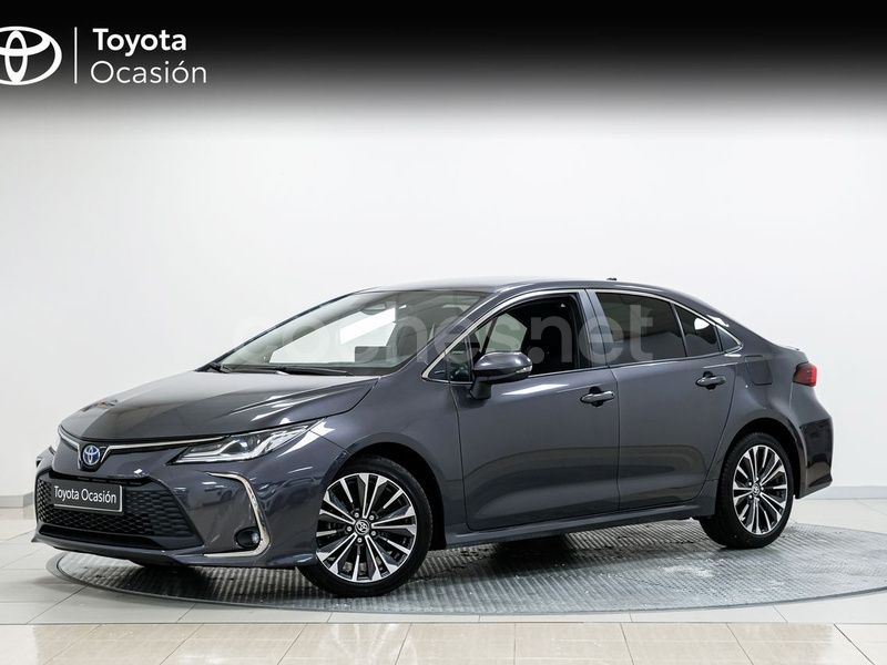 Gris / plata Usado 2024 Toyota Corolla Style Berlina | 27.600 € (Caro) - Imagen 1/4