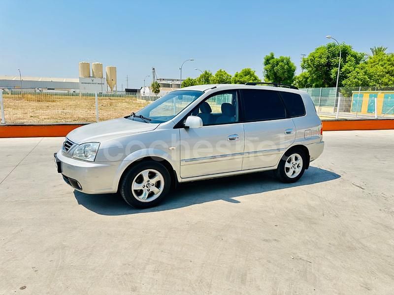 Gris / plata Usado 2006 Kia Carens EX Monovolumen | 2999 € - Imagen 1/4