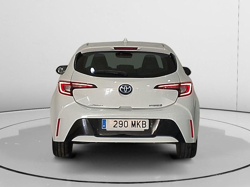 Usado Toyota Corolla Active 140 CV (102 kW) 2023 Blanco Utilitario