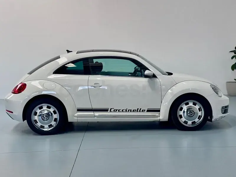 Usado VW Beetle Edition 105 CV (77 kW) 2013 Blanco Utilitario