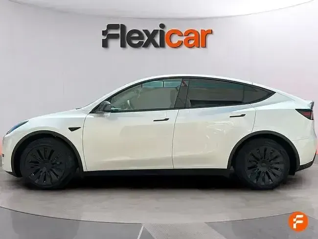 Käytetty Tesla Model 3 Standard Range 219 kW (299 HP) 2022 Valkoinen Sedan