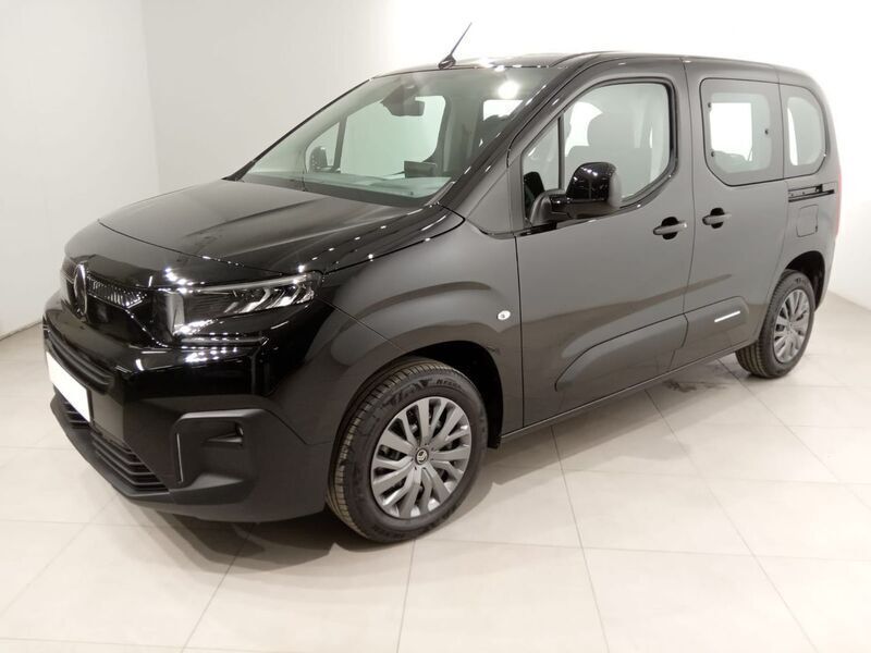 Negro Nuevo 2024 Citroën Berlingo Monovolumen | 26.753 € (Caro) - Imagen 1/4