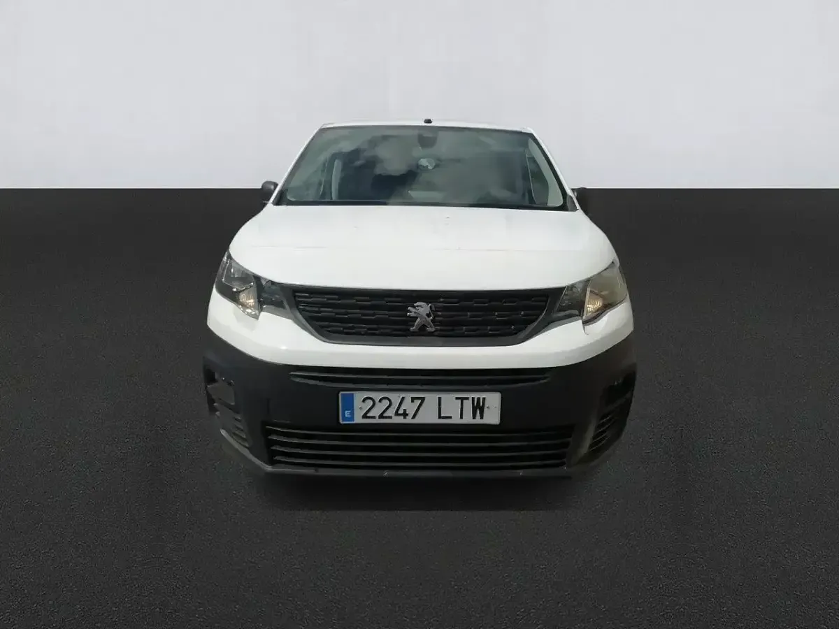 Usado Peugeot Partner Premium 98 CV (72 kW) 2021 Blanco Monovolumen