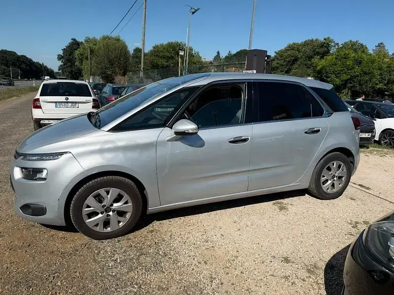 Usado Citroën C4 114 CV (83 kW) 2015 Gris / plata Berlina