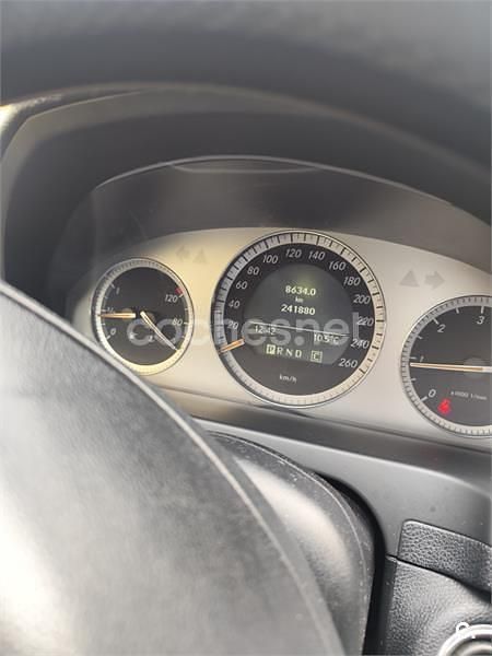 Usado Mercedes C220 Avantgarde 150 CV (110 kW) 2008 Negro Berlina