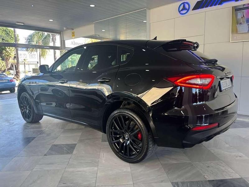 Usado Maserati Levante 275 CV (202 kW) 2020 Negro SUV