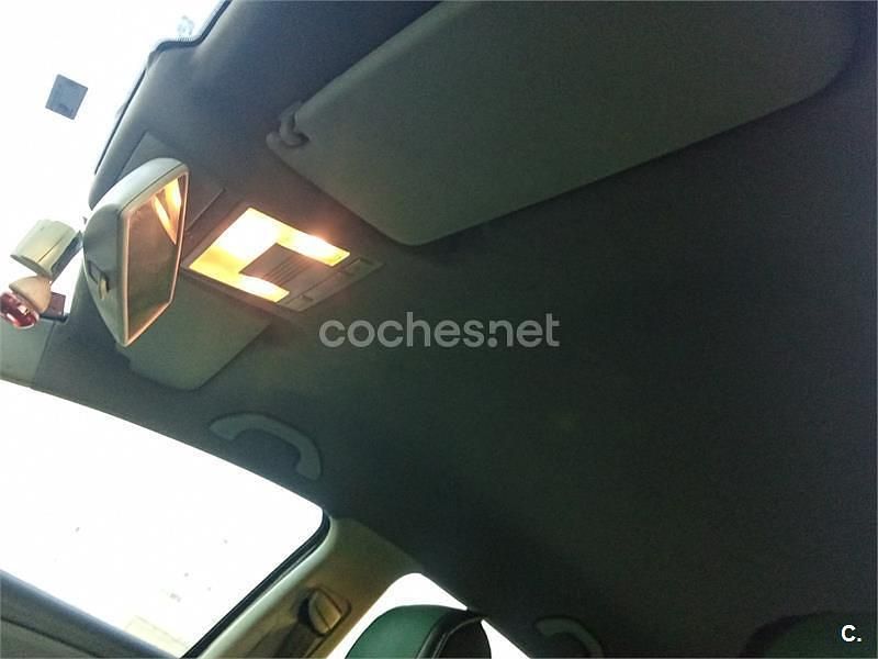 Usado Seat Leon Ecomotive 105 CV (77 kW) 2008 Negro Utilitario