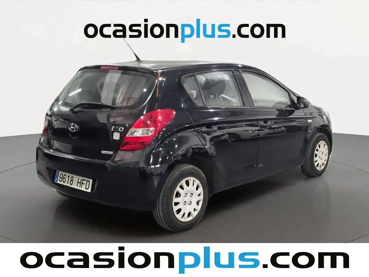 Usado Hyundai i20 Classic 78 CV (57 kW) 2011 Negro Utilitario