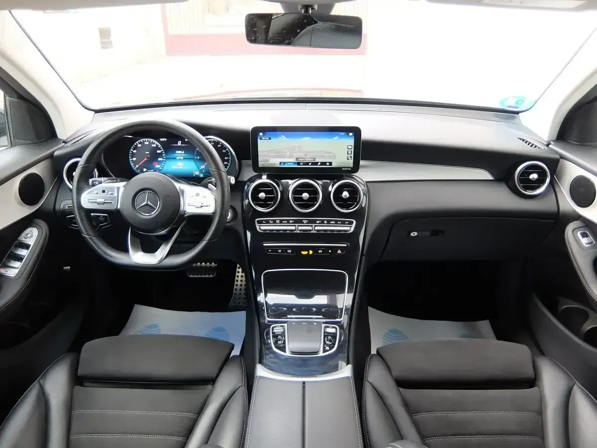 Usado Mercedes GLC300e 306 CV (225 kW) 2022 Azul SUV