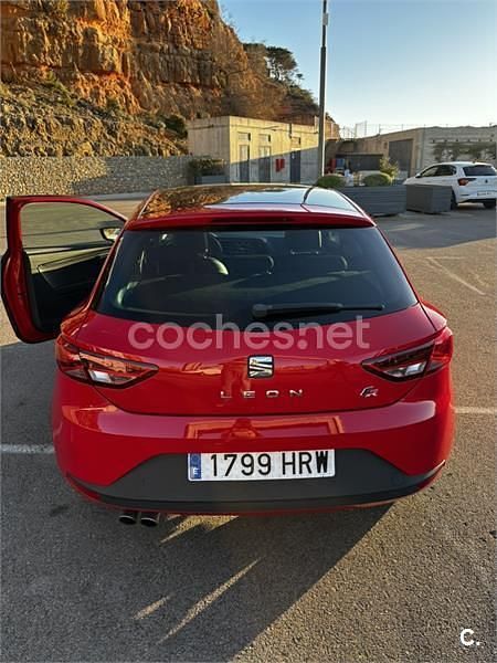 Usado Seat Leon SC FR 122 CV (89 kW) 2013 Rojo Utilitario