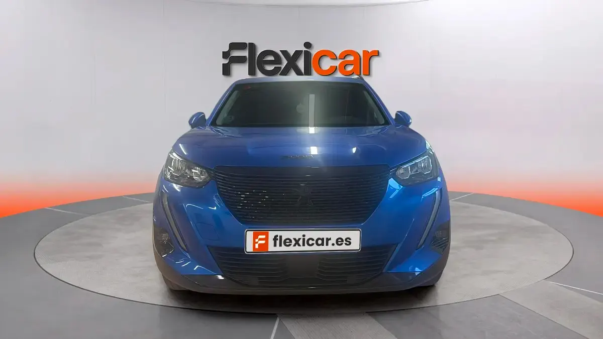 Usado Peugeot 2008 Allure 131 CV (96 kW) 2021 Azul SUV