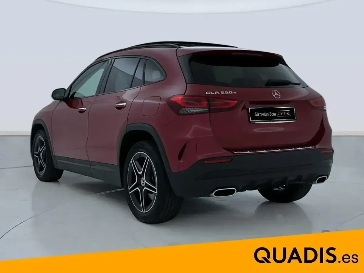 Usado Mercedes GLA250 218 CV (160 kW) 2021 Rojo SUV