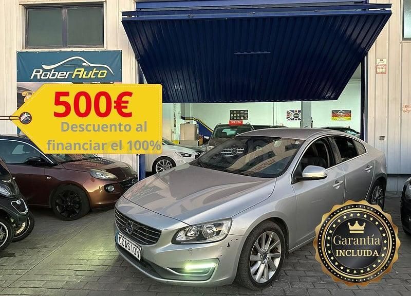Usado Volvo S60 Kinetic 136 CV (100 kW) 2015 Gris / plata Berlina