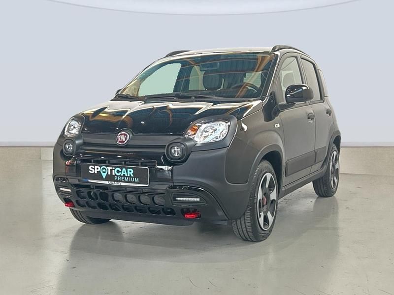 Negro Usado 2024 Fiat Panda Cross Cross Utilitario | 14.900 € - Imagen 1/4