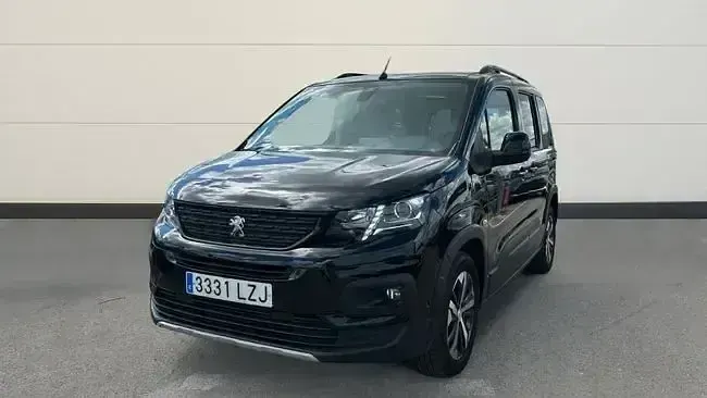 Begagnad Peugeot Rifter GT 130 HK (95 kW) 2022 Svart Minibuss
