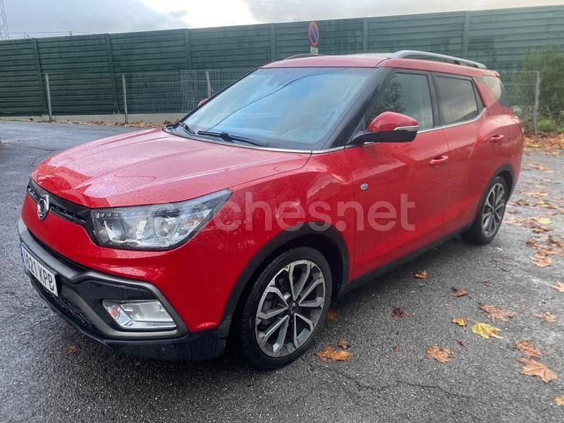 Rojo Usado 2018 Ssangyong (KGM) XLV SUV | 12.500 € (Buen precio) - Imagen 1/4
