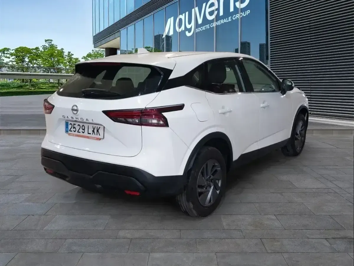 Usado Nissan Qashqai Acenta 140 CV (102 kW) 2022 Blanco SUV