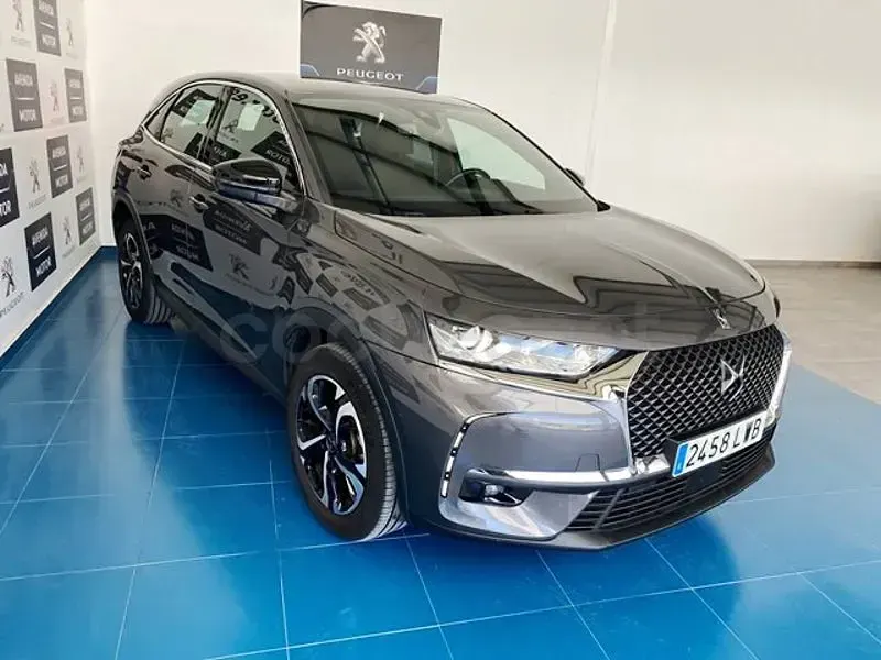 Usado DS Automobiles DS7 Crossback Bastille 130 CV (95 kW) 2022 Gris / plata SUV