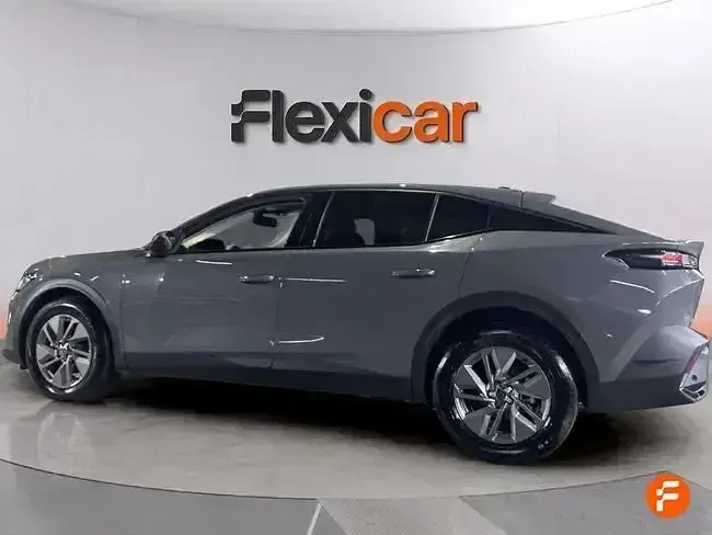 Usado Peugeot 408 Allure 136 CV (100 kW) 2025 Gris SUV