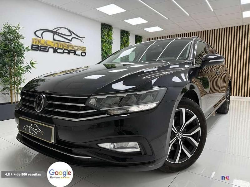 Usado VW Passat Executive 150 CV (110 kW) 2022 Negro Familiar