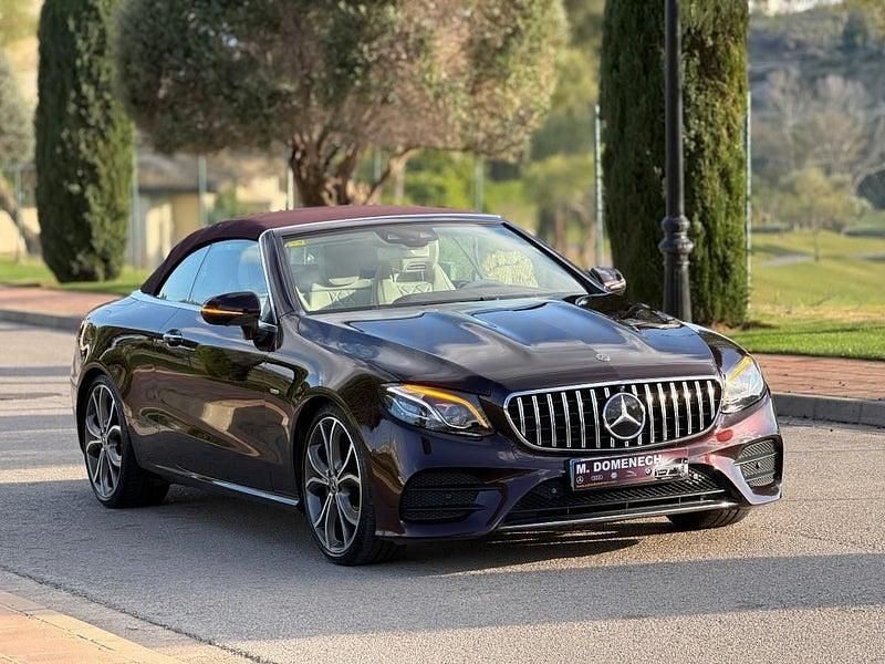Usado Mercedes E300 245 CV (180 kW) 2018 Violeta / lila Descapotable